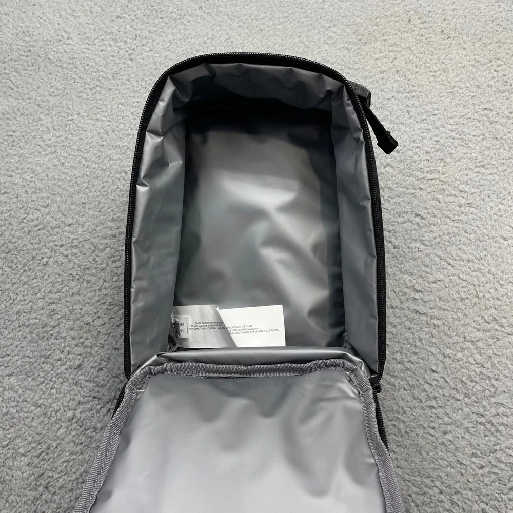 NWT Under Armour UA71270 Insulated Front Pocket Black Lunch Bag 1387676-001